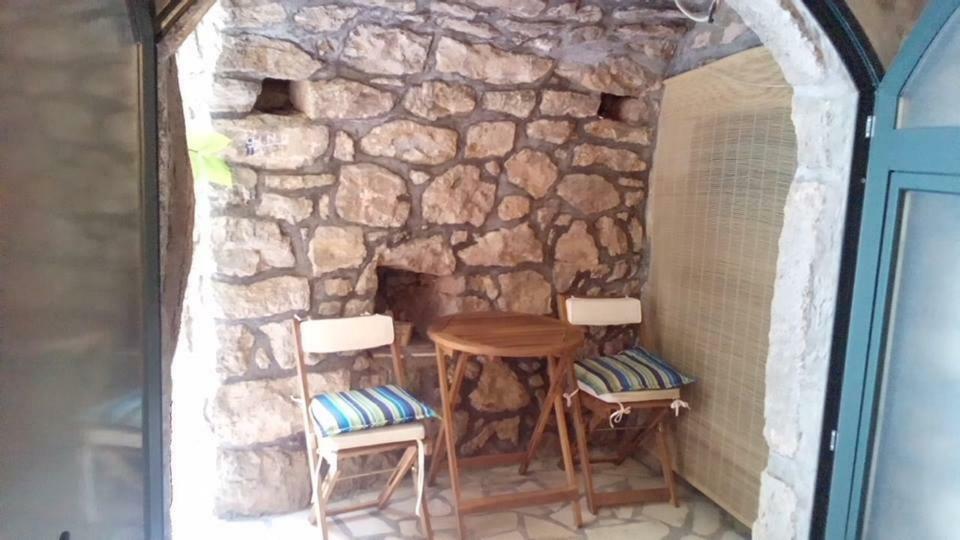 Cottage Melita The Apartment For Animal Lovers Babino Polje Exterior photo